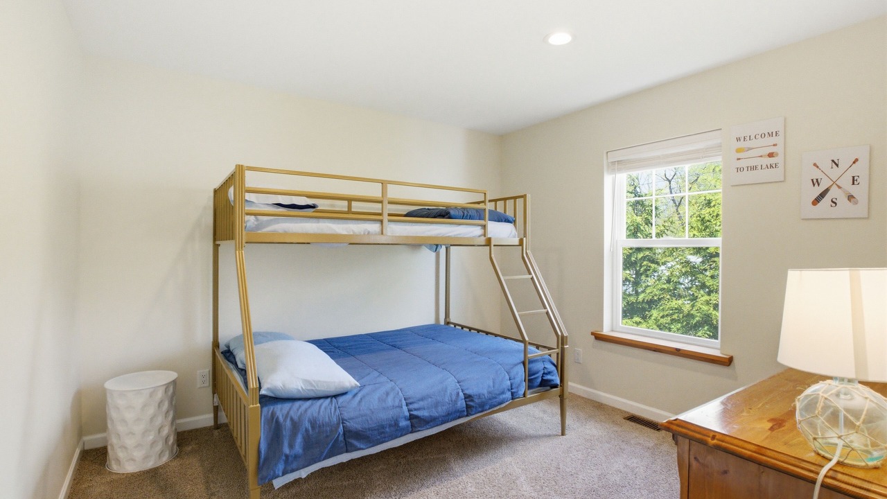 Photo of Bedroom in Town of Richmond