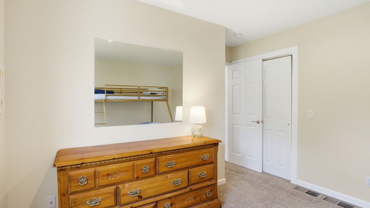 Photo of Bedroom in Town of Richmond