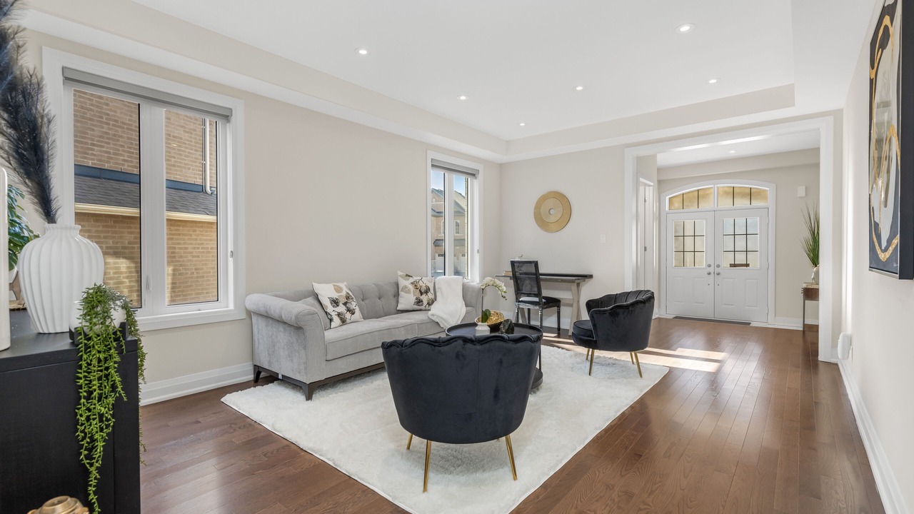 Photo of Livingroom in Mount Pleasant