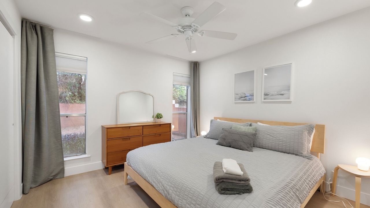 Photo of Bedroom in Civic District