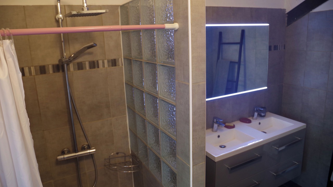 Photo of Bathroom in Belvedere