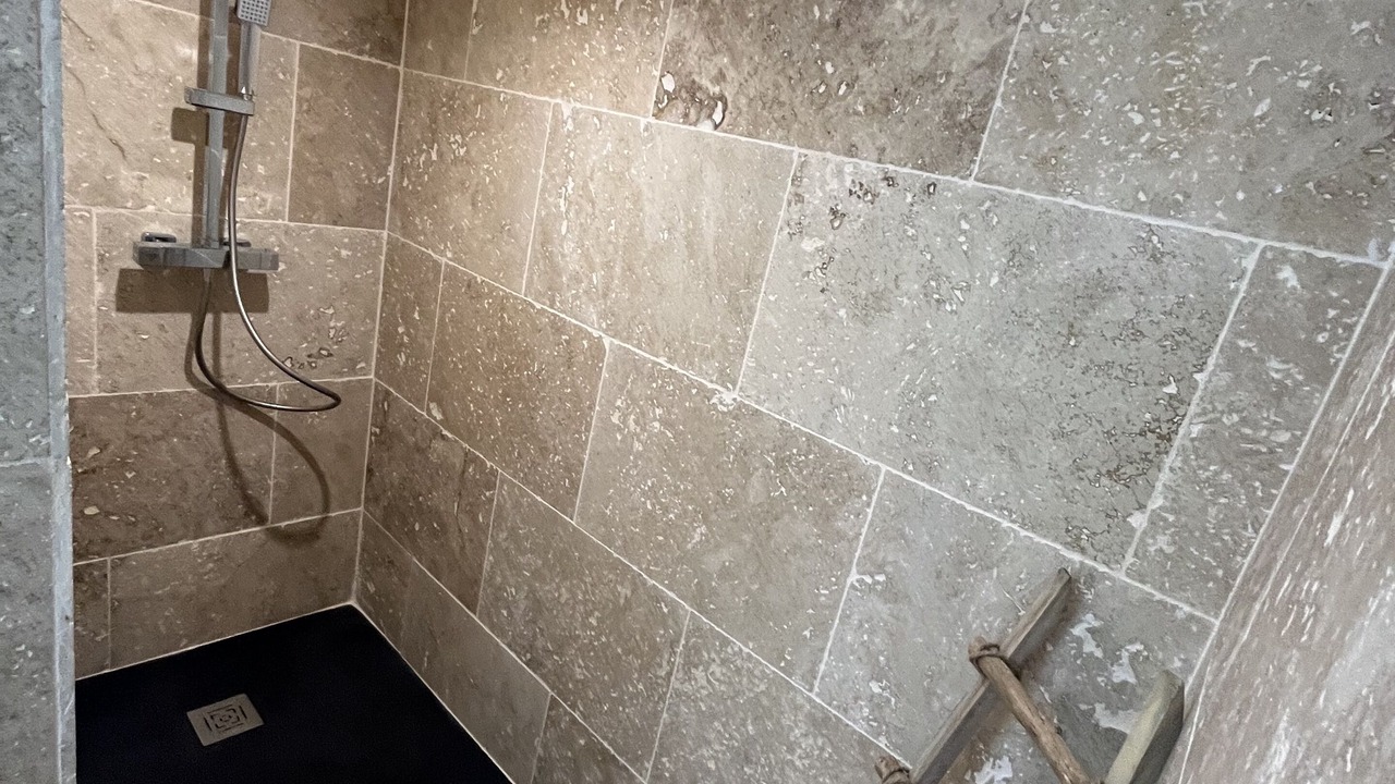 Photo of Bathroom in Le Somail
