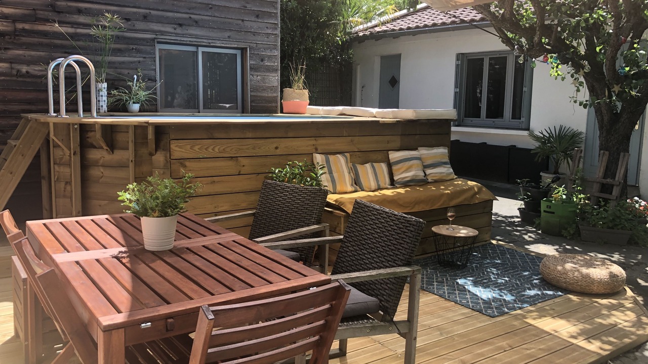 Photo of Outdoor in Fontaine Lestang-Bagatelle-Papus-Tabar-Bordelongue