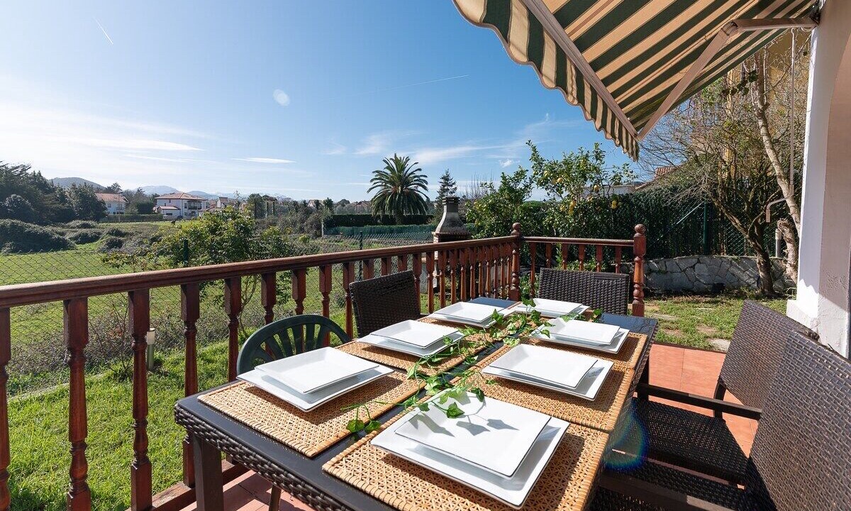 Photo of Outdoor in Argonos