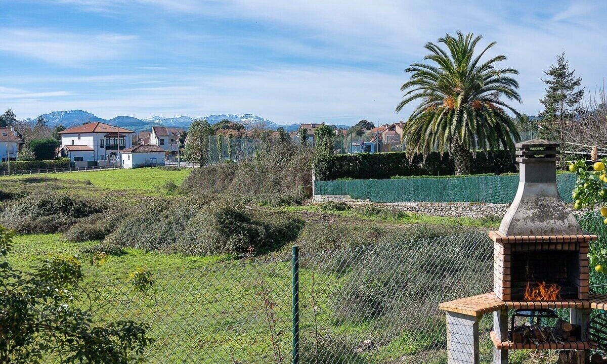 Photo of Outdoor in Argonos
