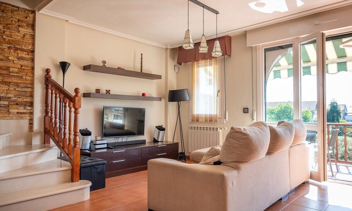 Photo of Livingroom in Argonos