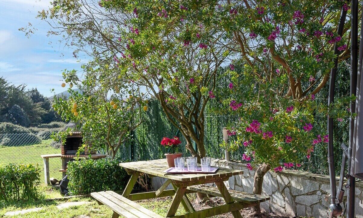 Photo of Outdoor in Argonos