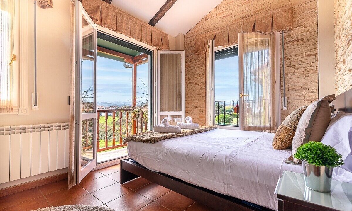 Photo of Bedroom in Argonos