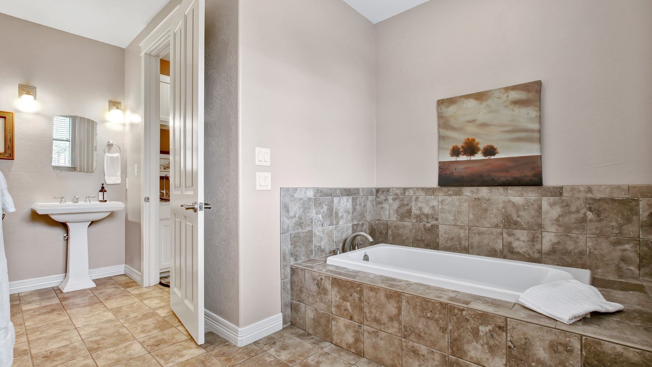 Photo of Bathroom in Comfort