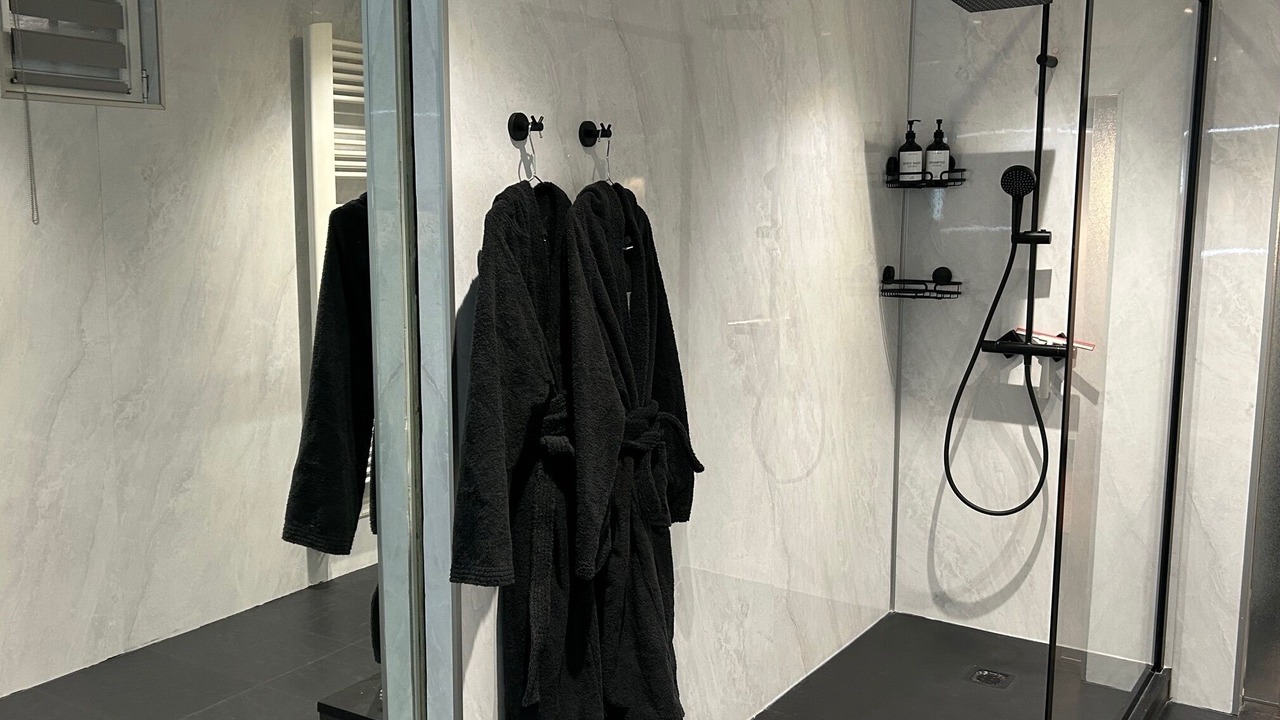 Photo of Bathroom in Champeaux