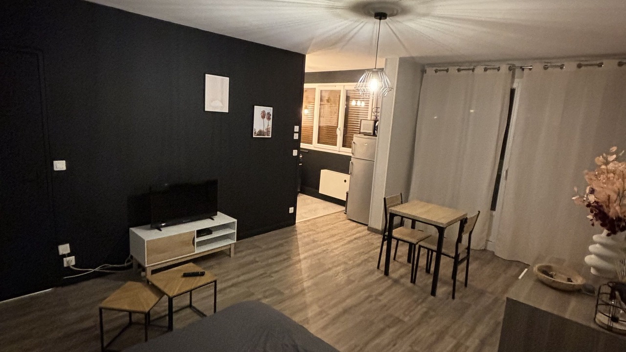 Photo of Bedroom in Sens