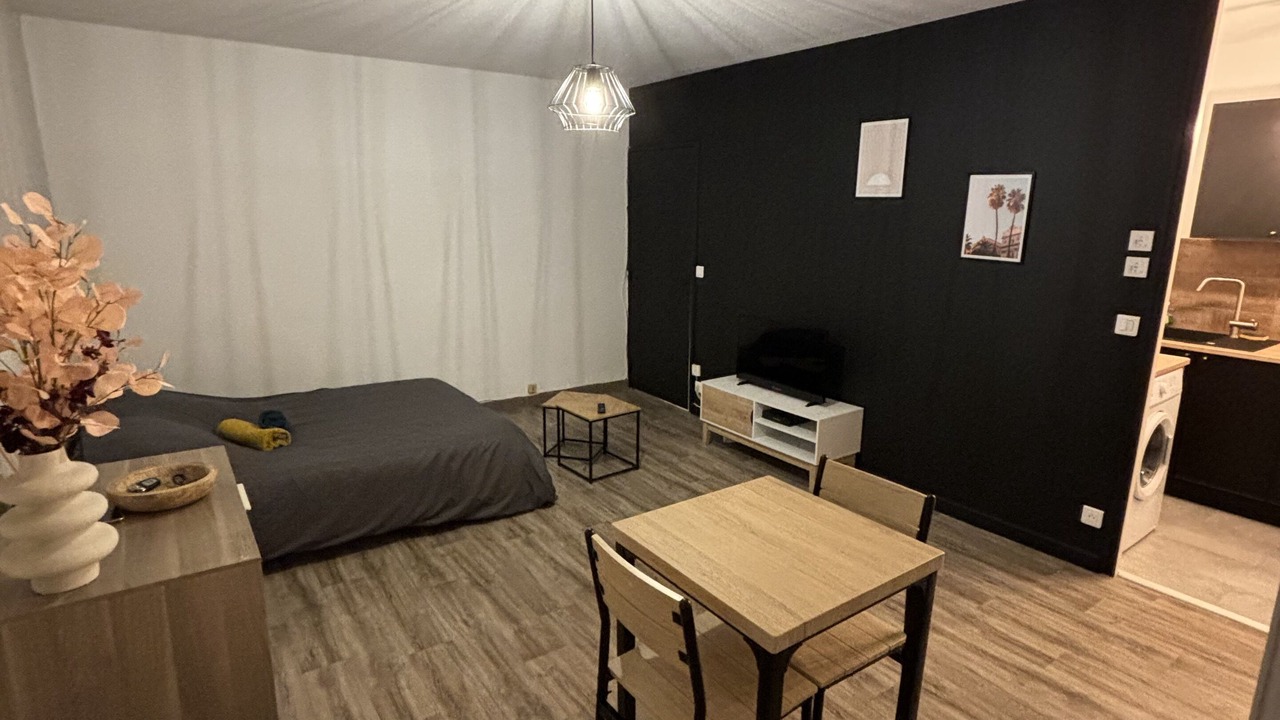 Photo of Bedroom in Sens