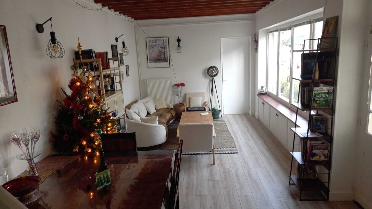 Photo of Livingroom in Saint-Regnobert-de-la-Cote-de-Nacre