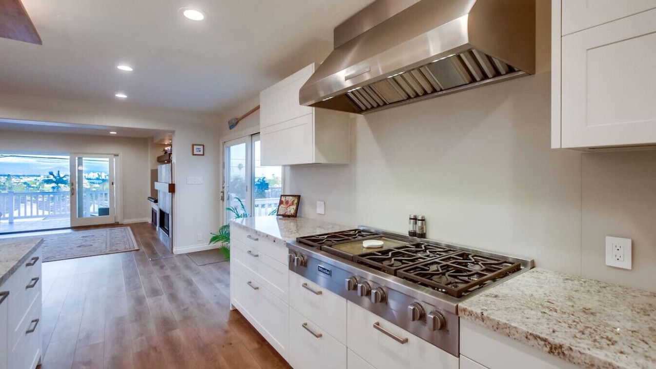 Photo of Kitchen in Sunset Cliffs
