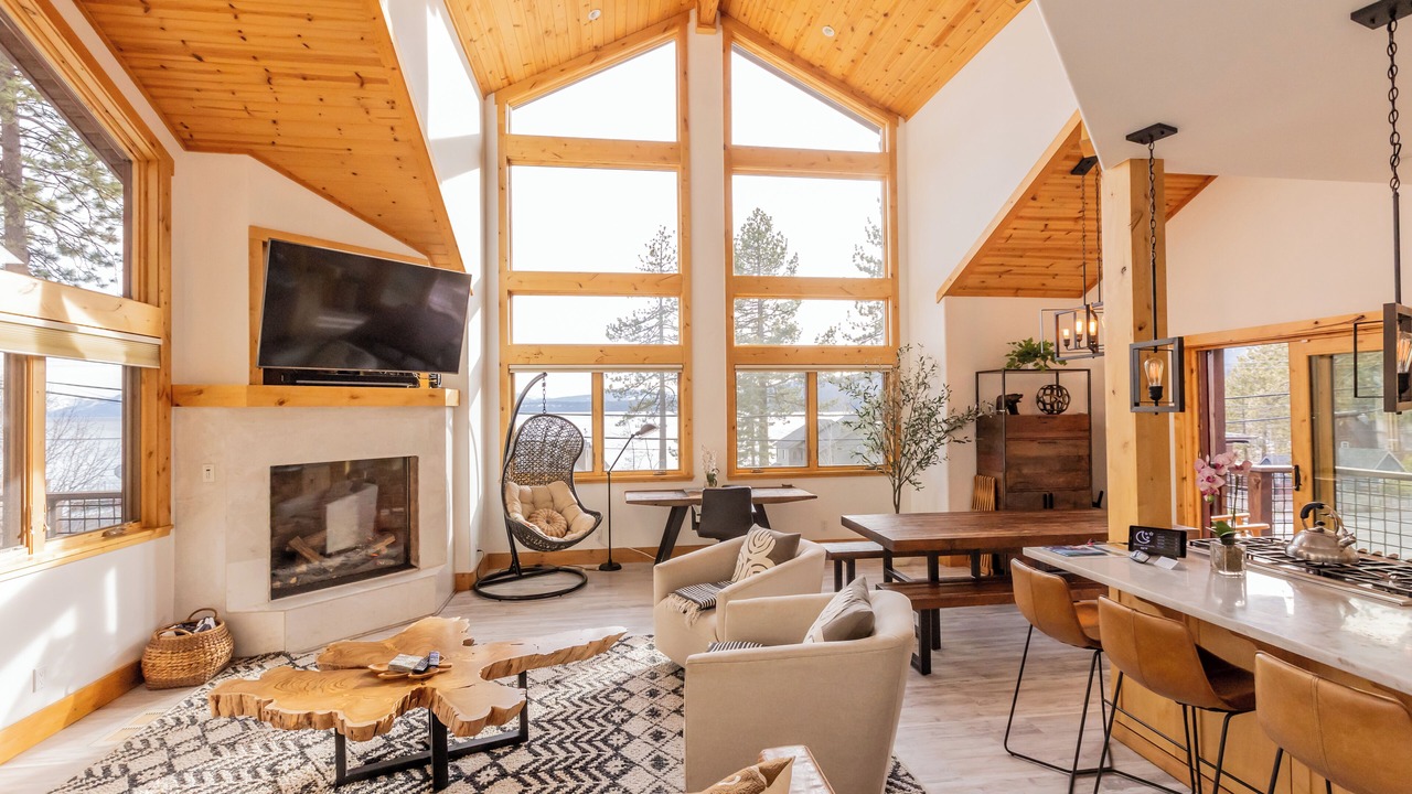 Photo of Livingroom in Tahoe Vista