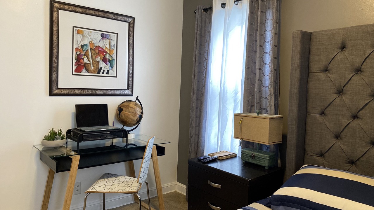 Photo of Bedroom in Morris Park