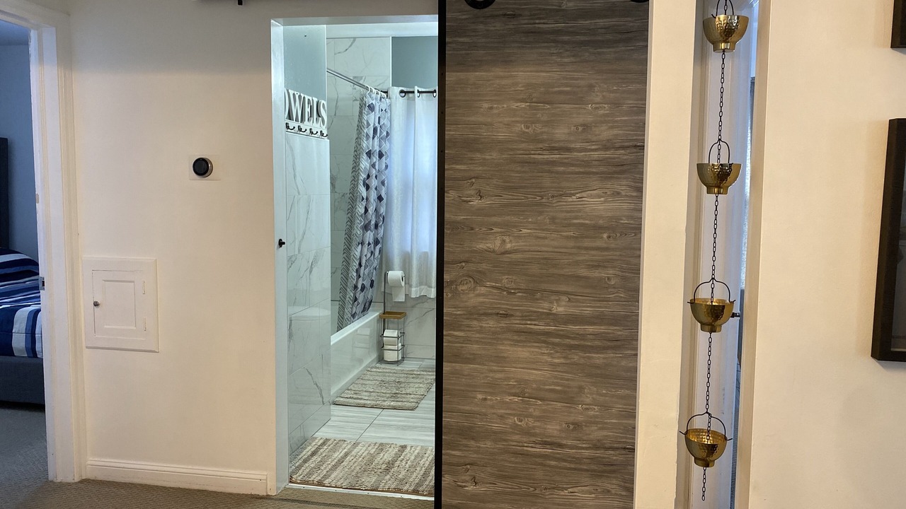 Photo of Bathroom in Morris Park