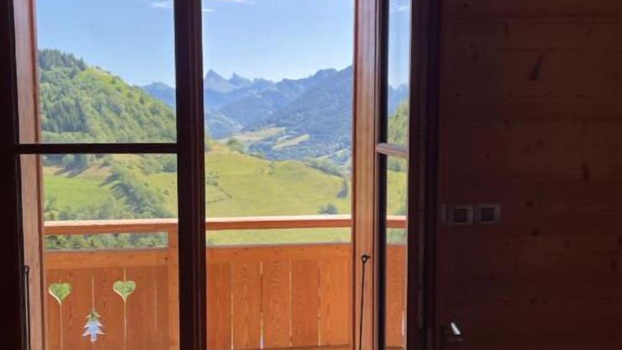 Photo of Others in Vailly