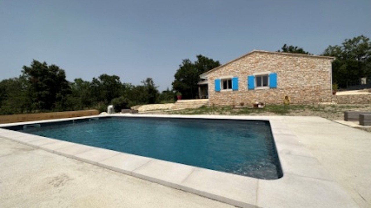 Photo of Outdoor in Issirac