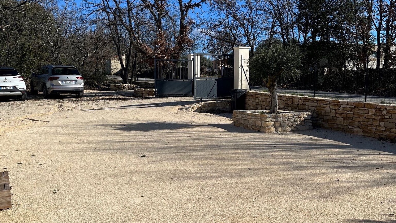 Photo of Outdoor in Issirac