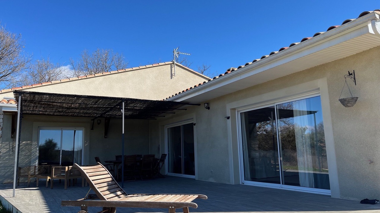 Photo of Patio Balcony in Issirac