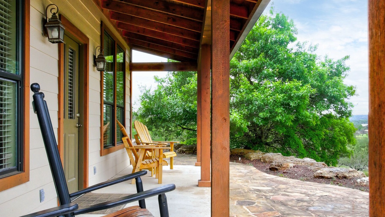 Photo of Patio Balcony in Comfort