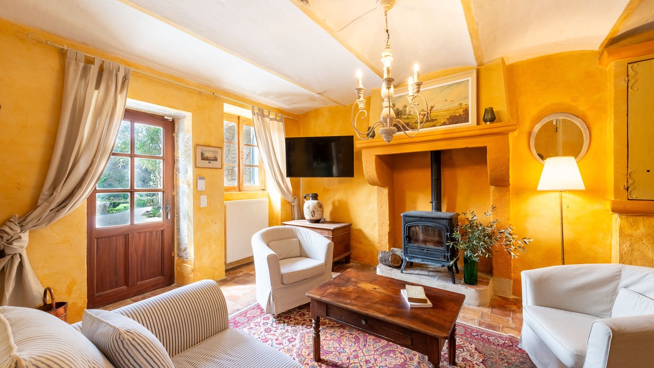 Photo of Livingroom in Montsegur-sur-Lauzon