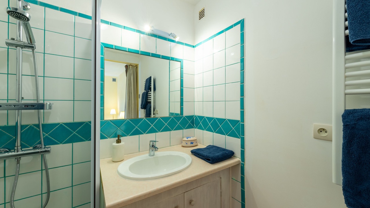 Photo of Bathroom in Montsegur-sur-Lauzon