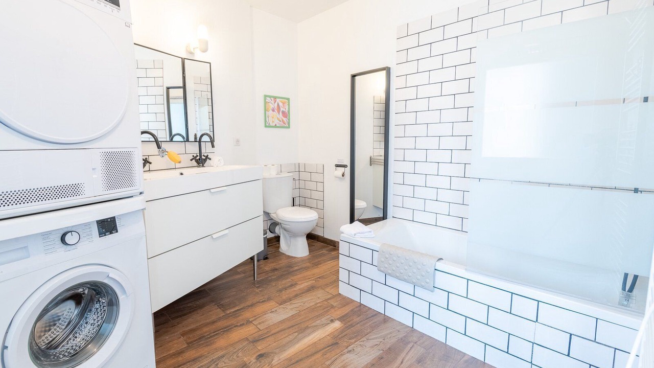 Photo of Bathroom in Amboise