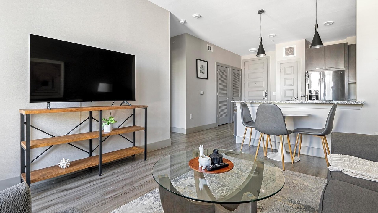 Photo of Livingroom in Montopolis