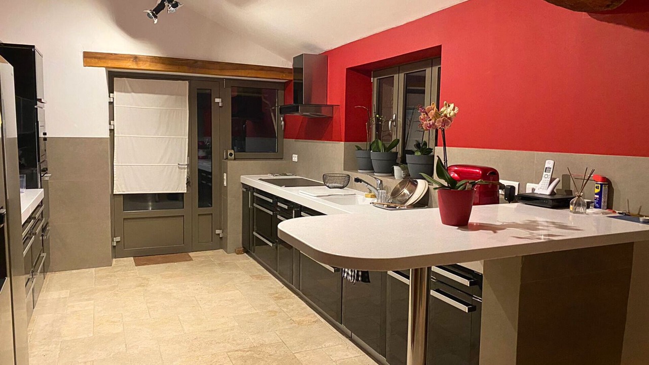 Photo of Kitchen in Saint-Beauzeil