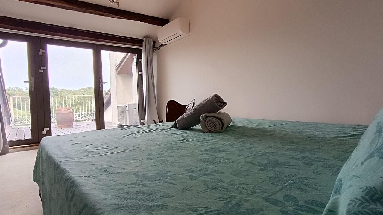 Photo of Bedroom in Saint-Beauzeil