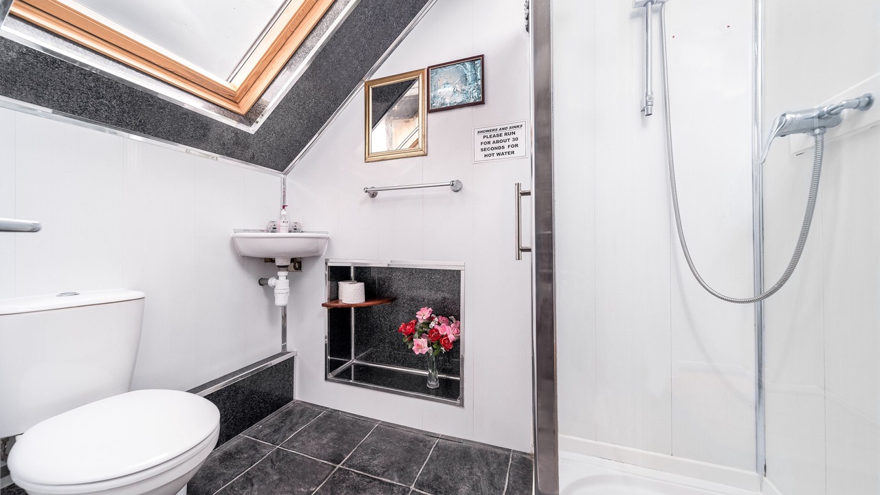 Photo of Bathroom in West Cliff