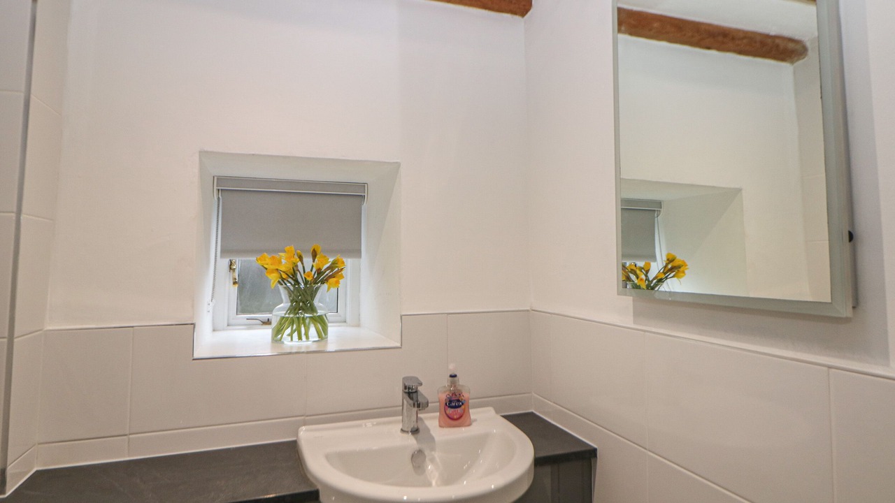 Photo of Bathroom in Winster