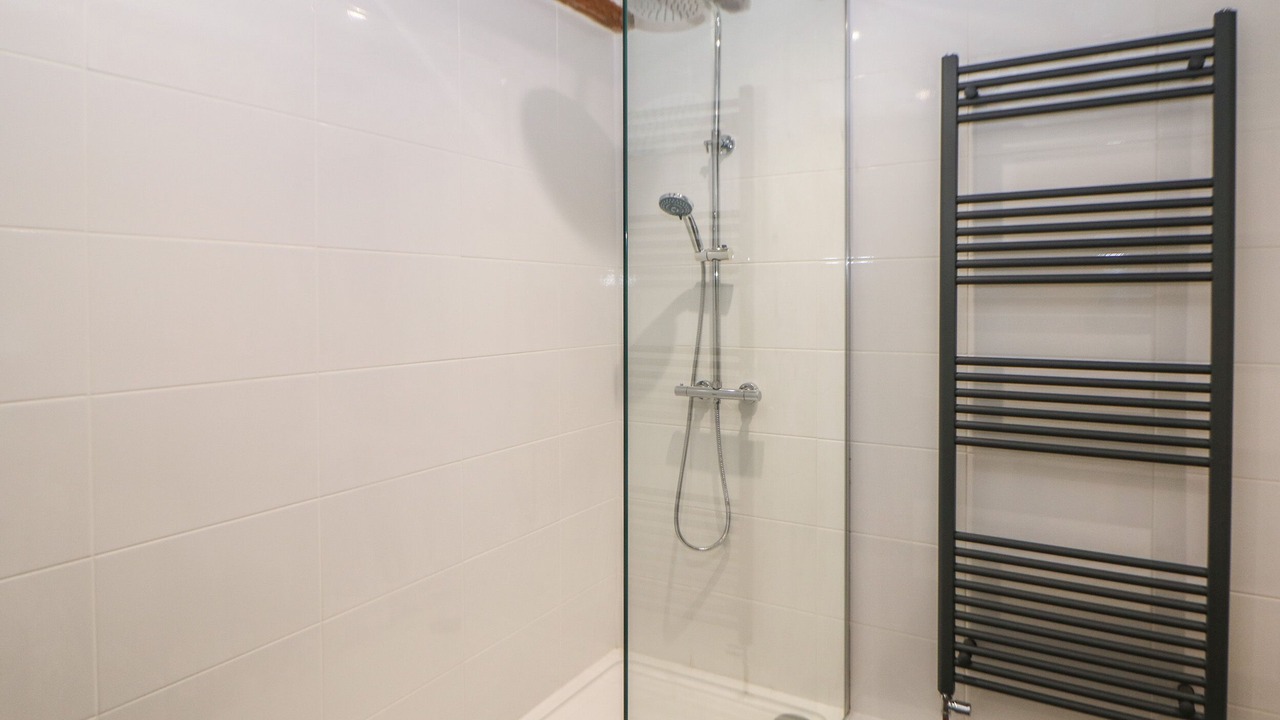 Photo of Bathroom in Winster