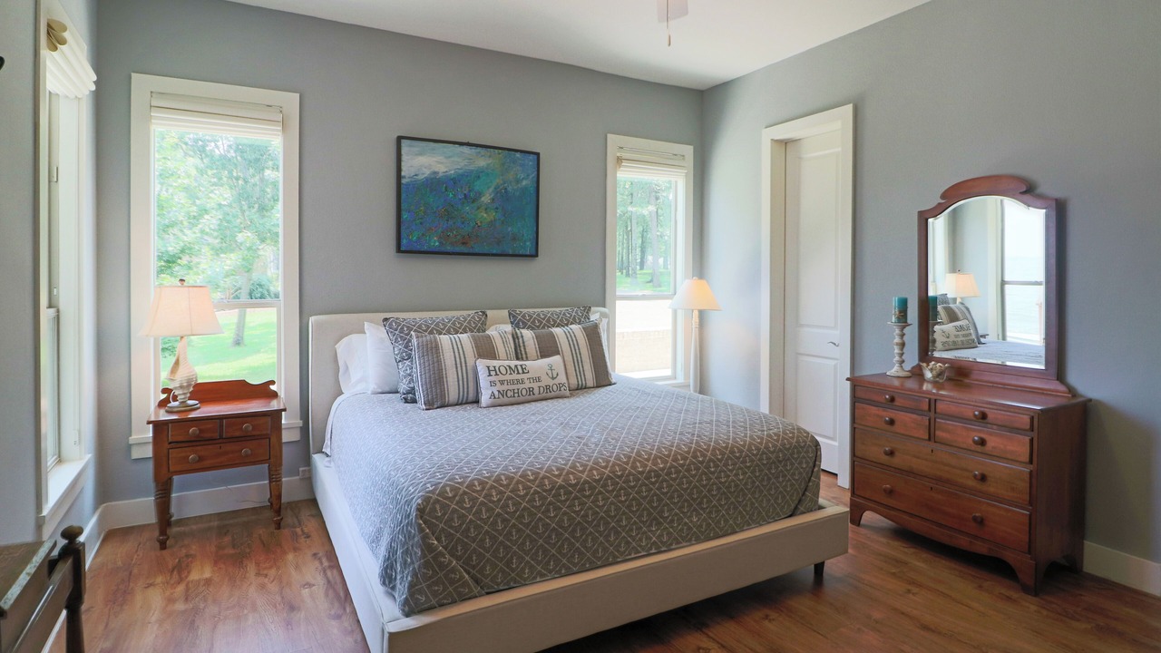 Photo of Bedroom in Tool