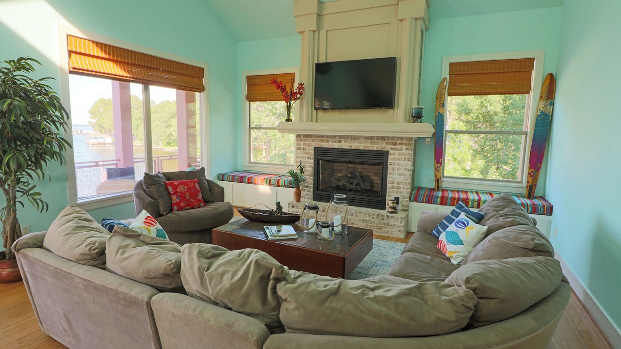 Photo of Livingroom in Tool