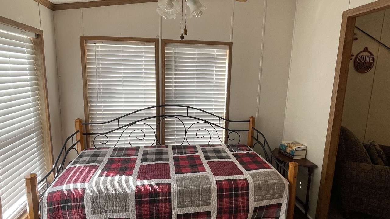 Photo of Bedroom in Heber Springs