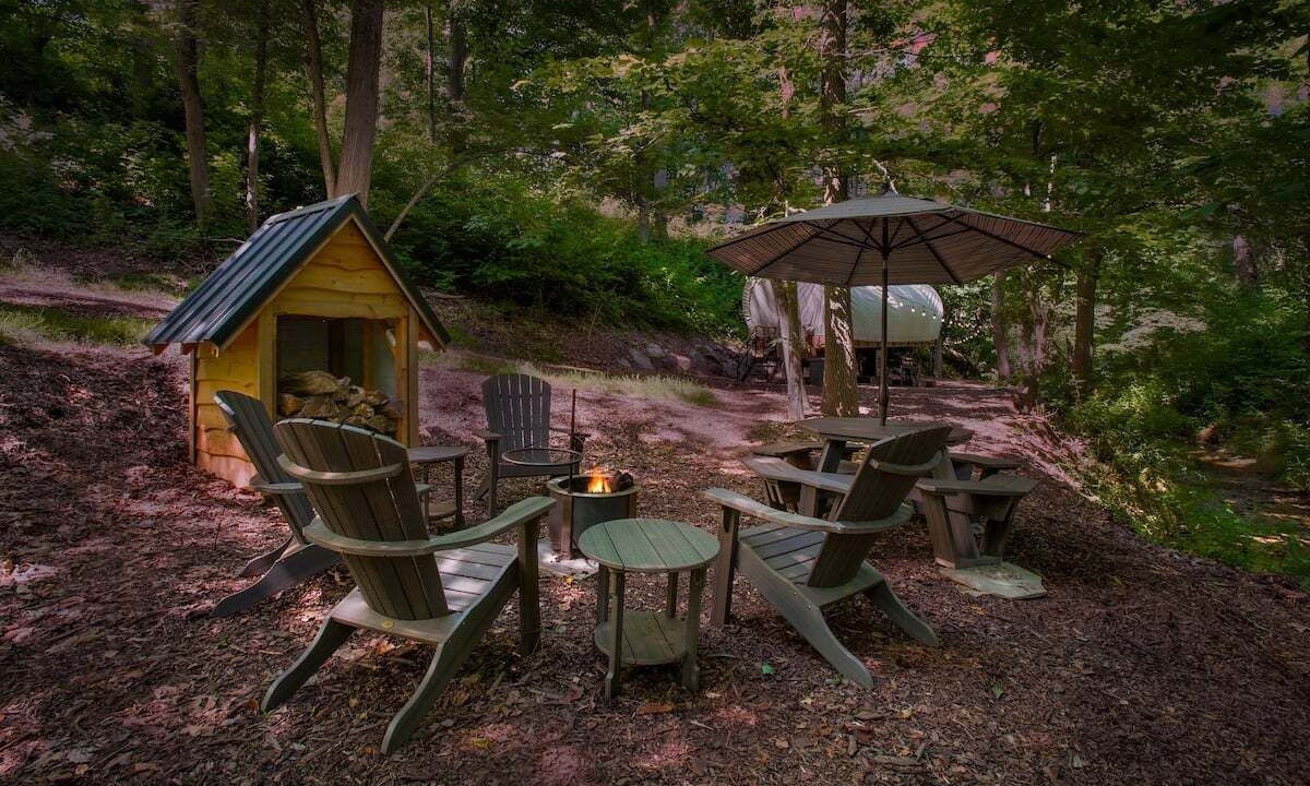 Photo of Others in Strasburg