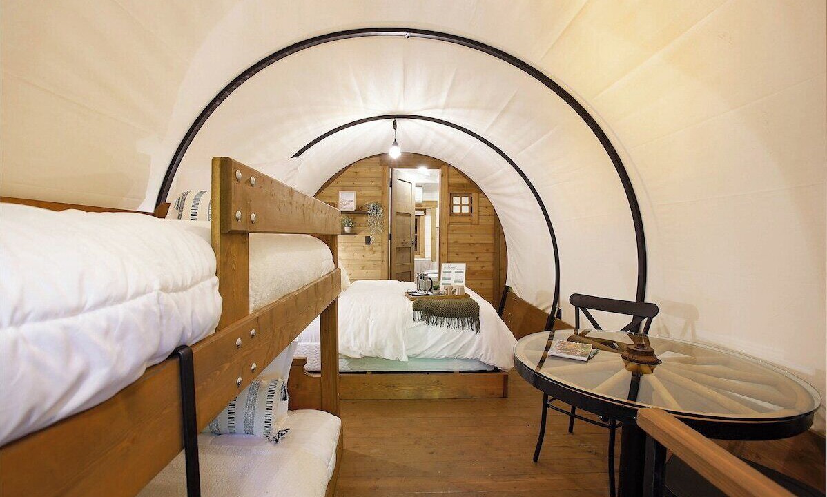 Photo of Others in Strasburg