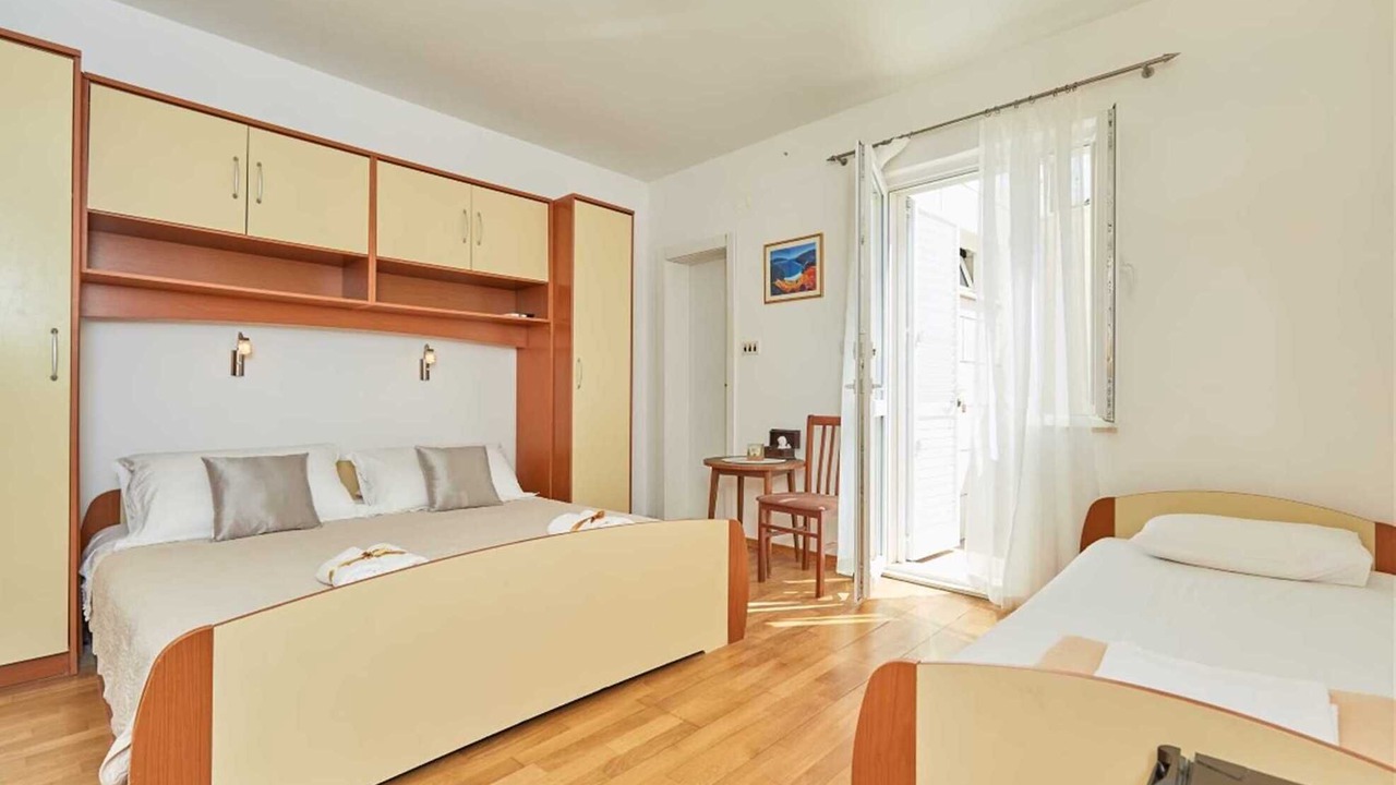 Photo of Bedroom in Montovjerna