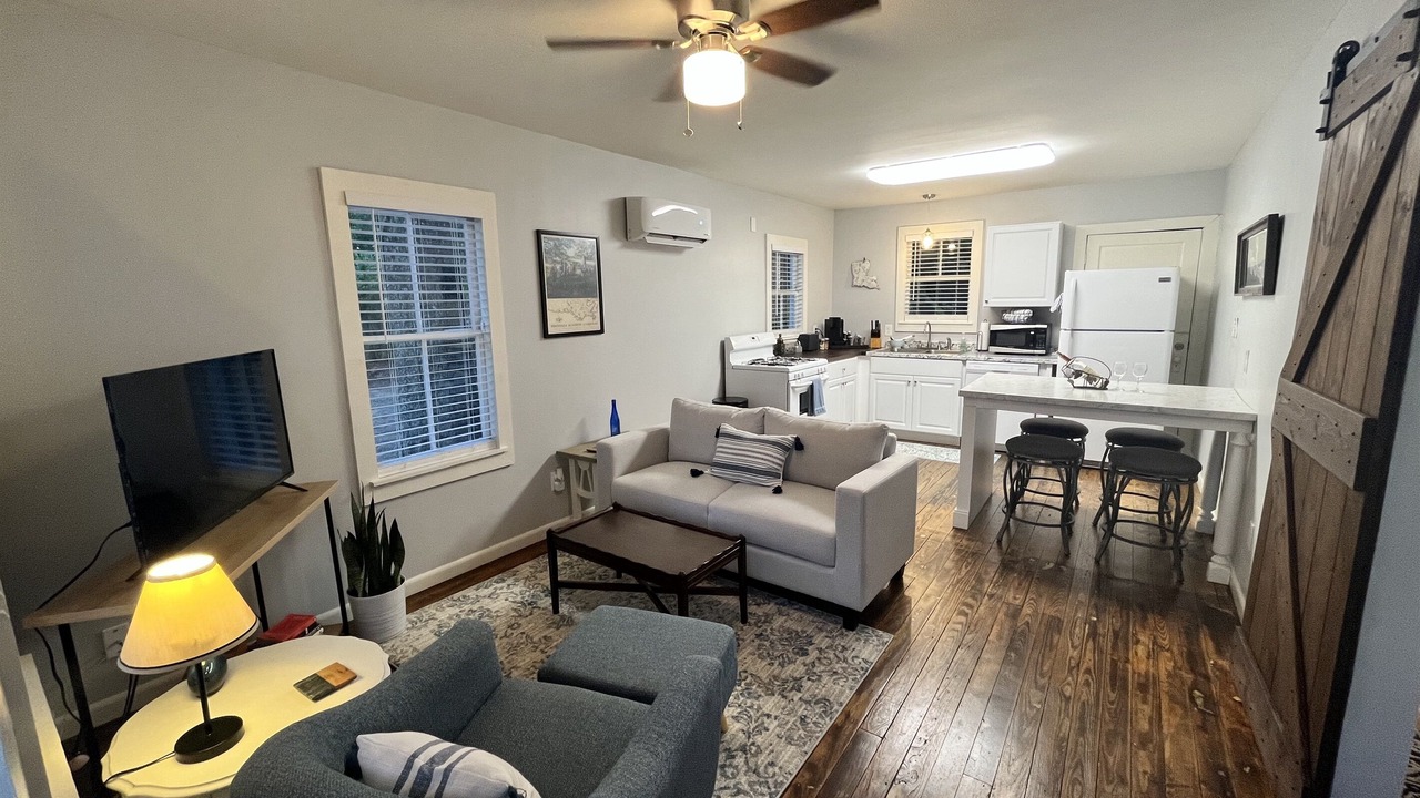 Photo of Livingroom in Lafayette