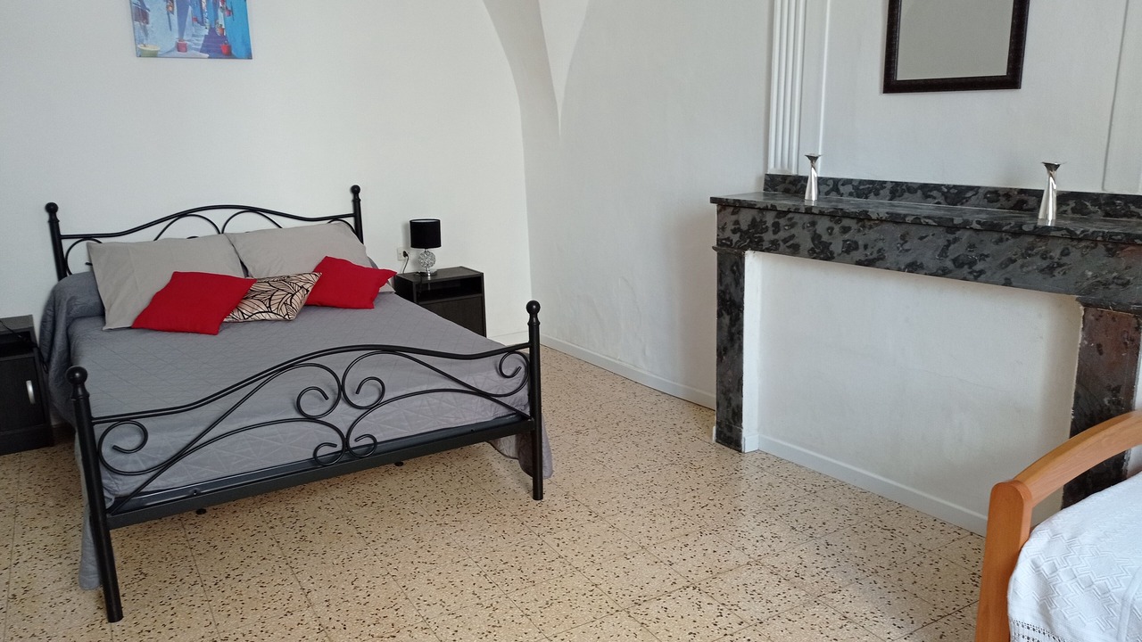 Photo of Bedroom in Montpeyroux