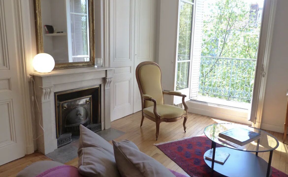 Photo of Others in Voltaire - Saint Amour