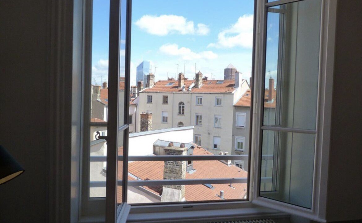 Photo of Others in Voltaire - Saint Amour