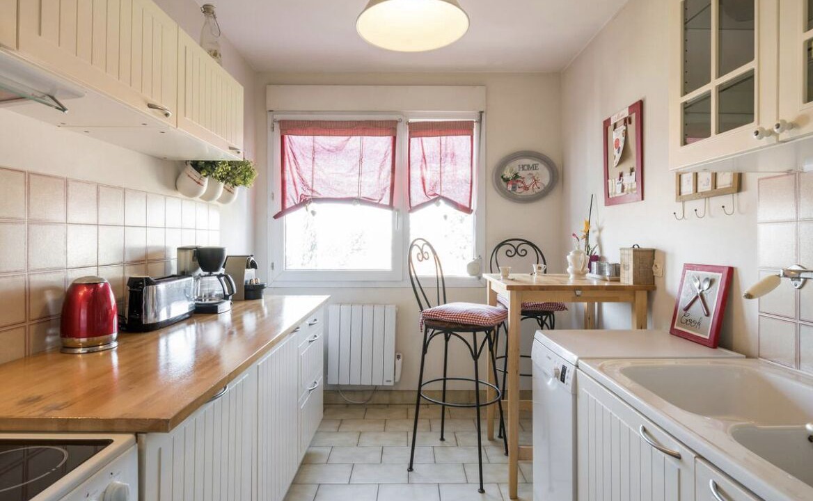 Photo of Kitchen in 8th Arrondissement