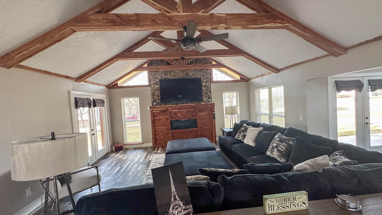 Photo of Livingroom in Waynesville