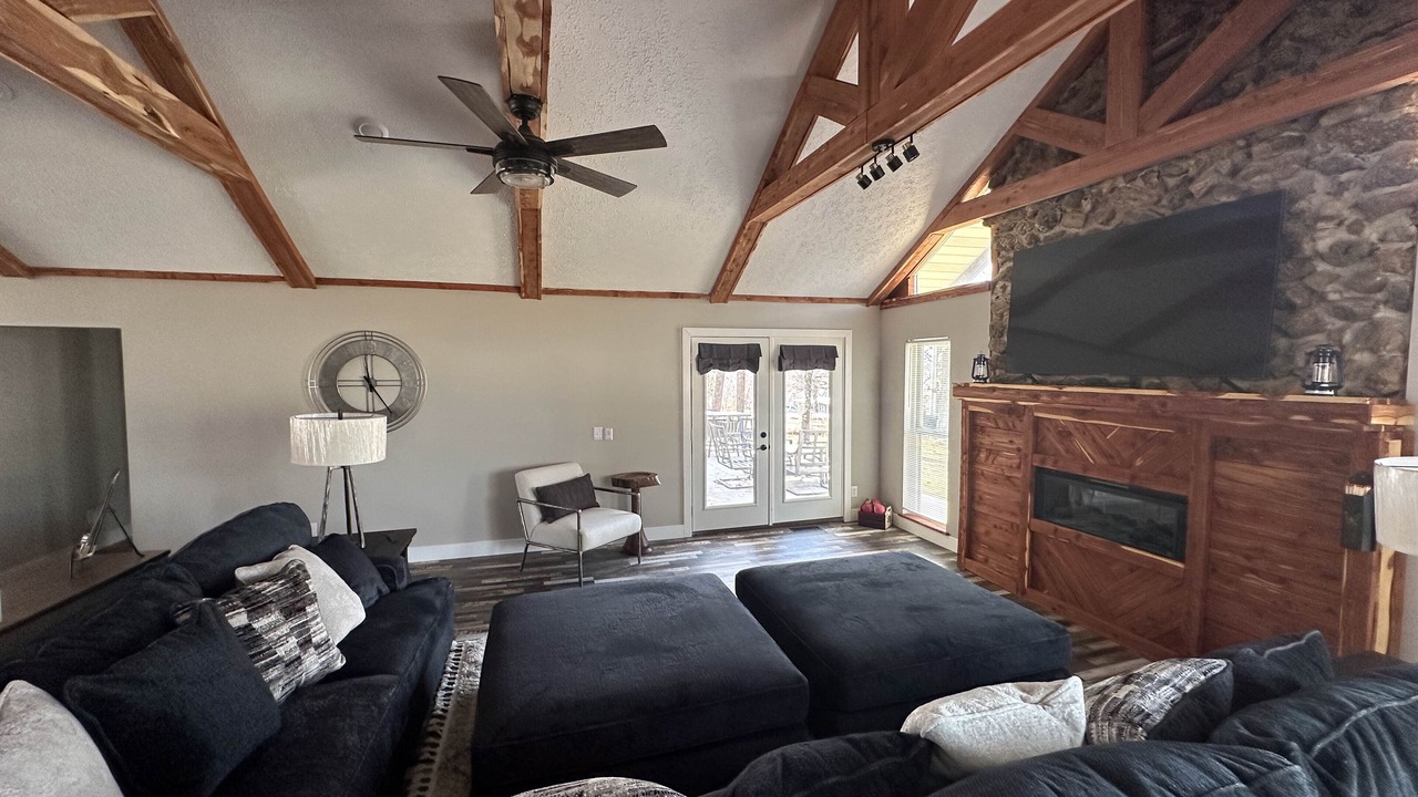 Photo of Livingroom in Waynesville