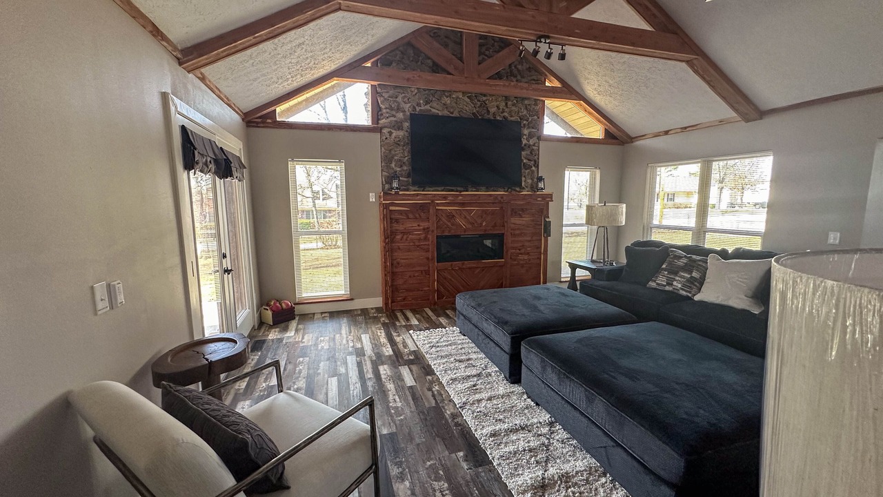 Photo of Livingroom in Waynesville