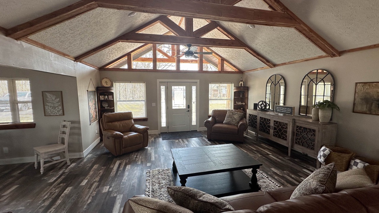 Photo of Livingroom in Waynesville
